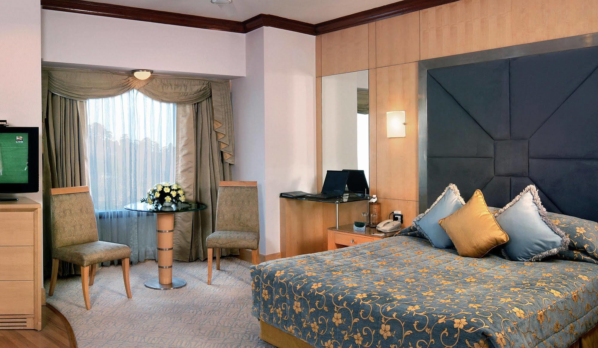 מלון Park Plaza Chennai Omr מראה חיצוני תמונה